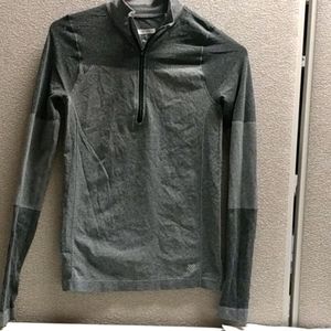 Forever 21 shirt small